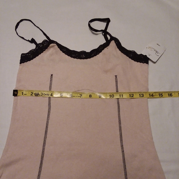 🎀 BNWT Lingerie Camisole - Picture 7 of 7